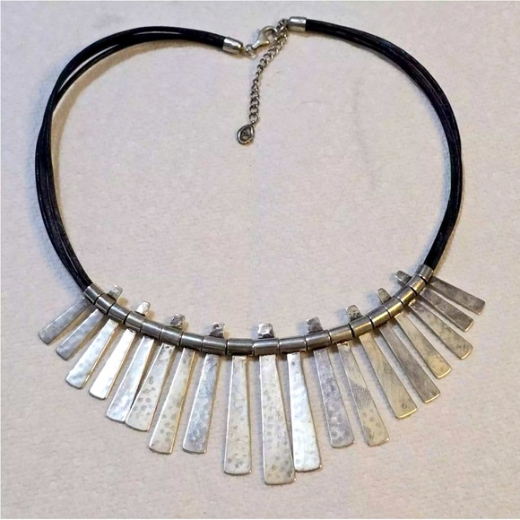 Silpada Vintage RARE Sterling Silver NOD TO
MOD Exquisite Hammered Bib Necklace - Picture 14 of 14